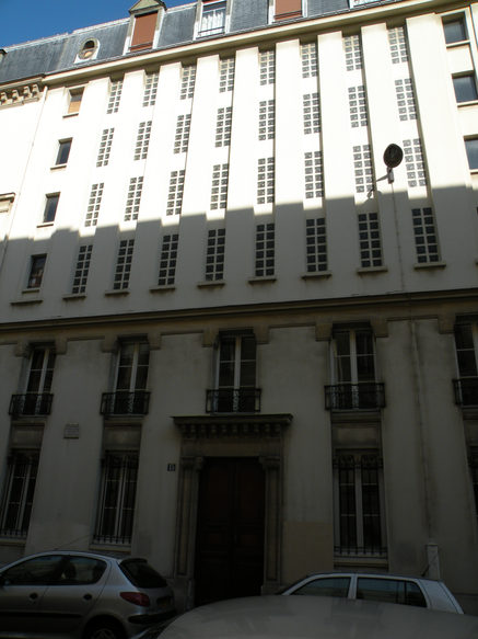  Maison où vécut Pierre Teilhard de Chardin, 15, rue Monsieur